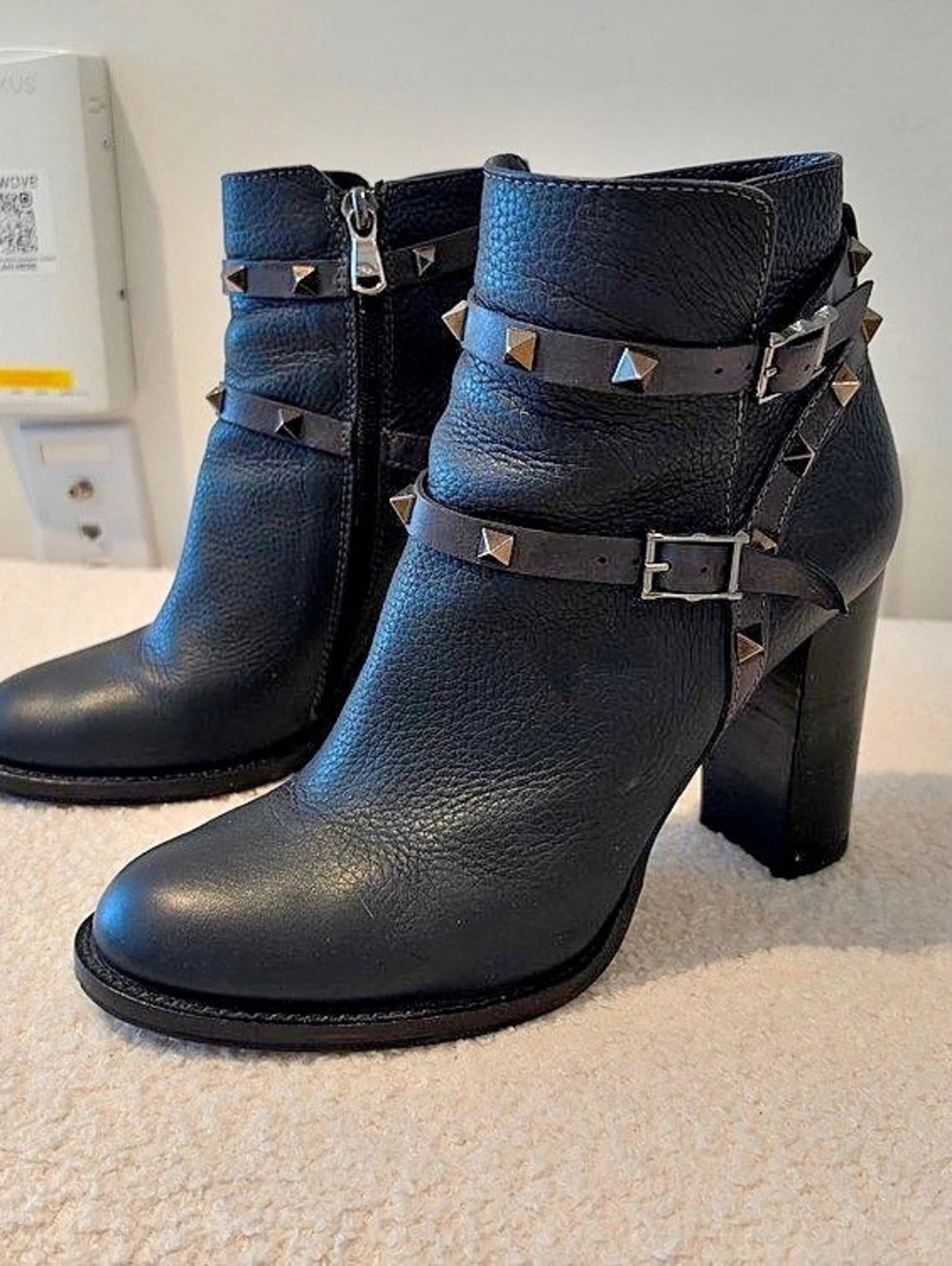 Nursace Leather Studded Heeled Ankle Boots, Size 37